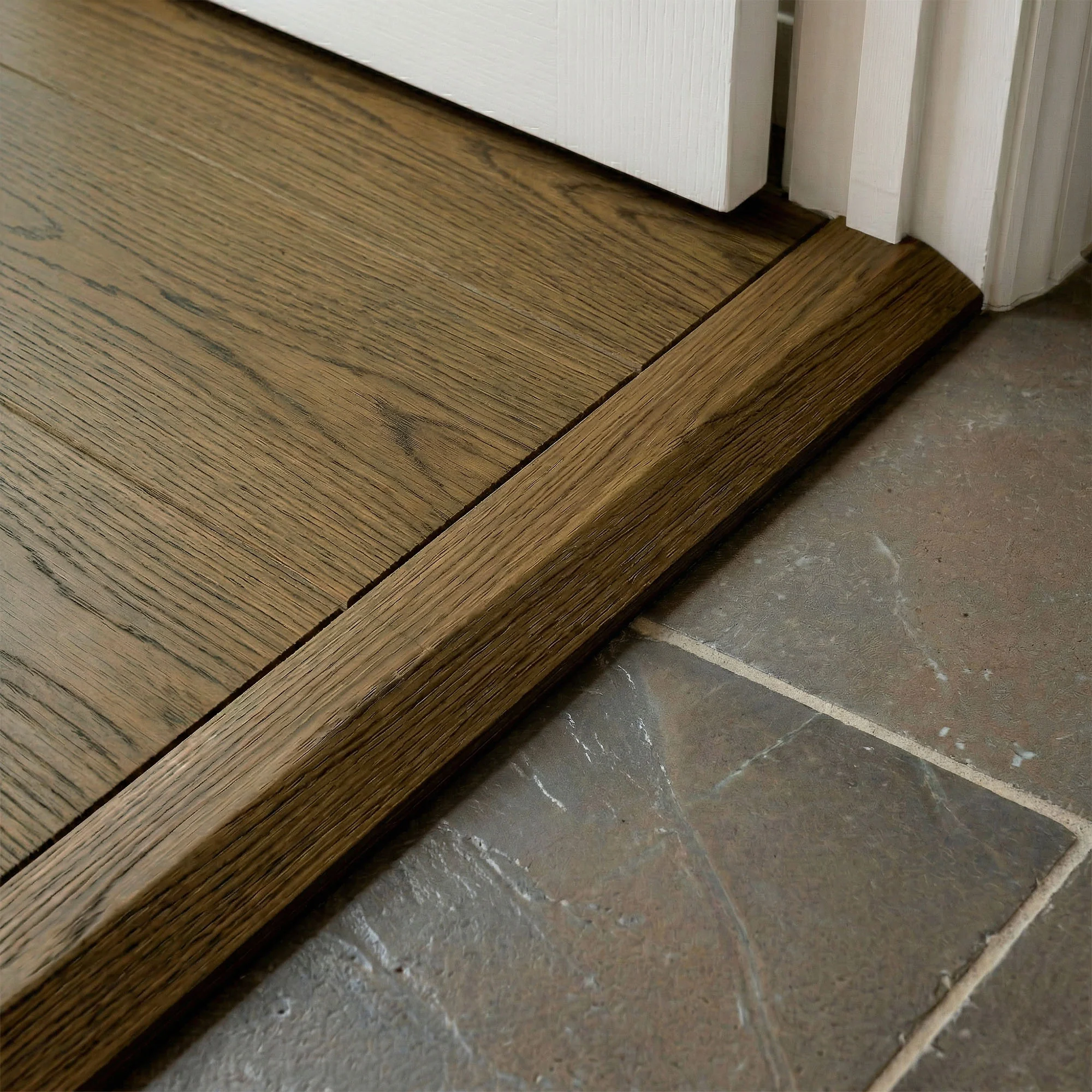 Dark Oak Semi-Ramp Adapting Profile Door Bar 990mm - Image 2