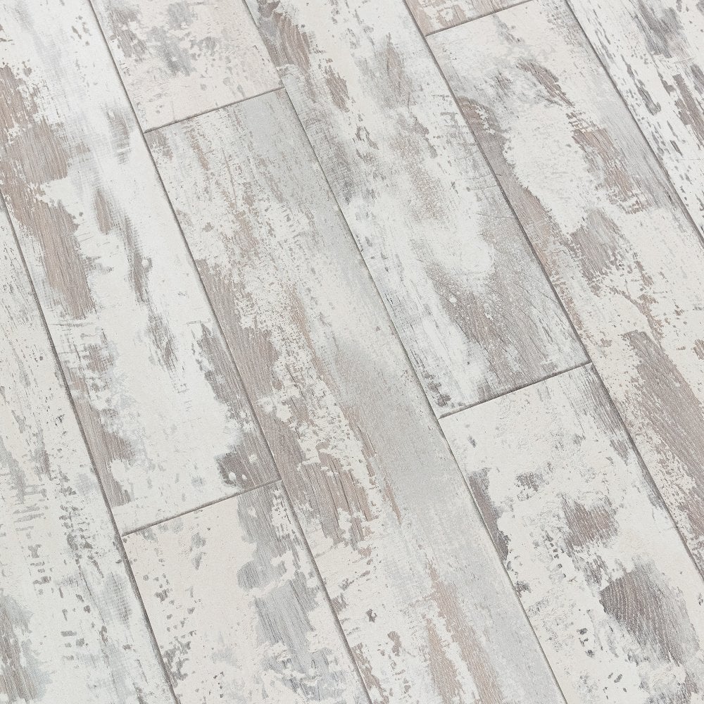 Bohome Distressed Oak - Synchro Water-resistant 8mm Laminate Flooring - Image 4