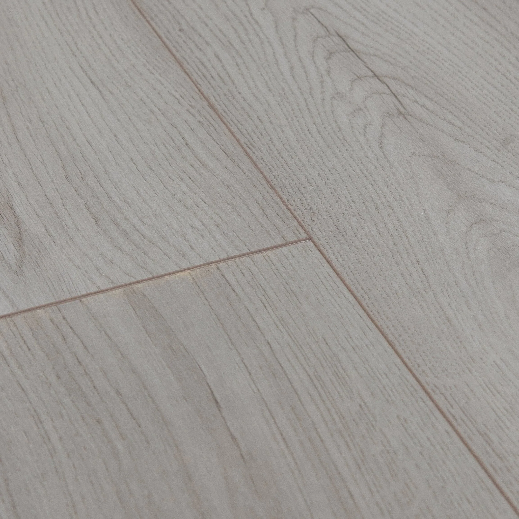 Century Oak Grey - Advanced 8mm Laminate Flooring (119817) - Image 4