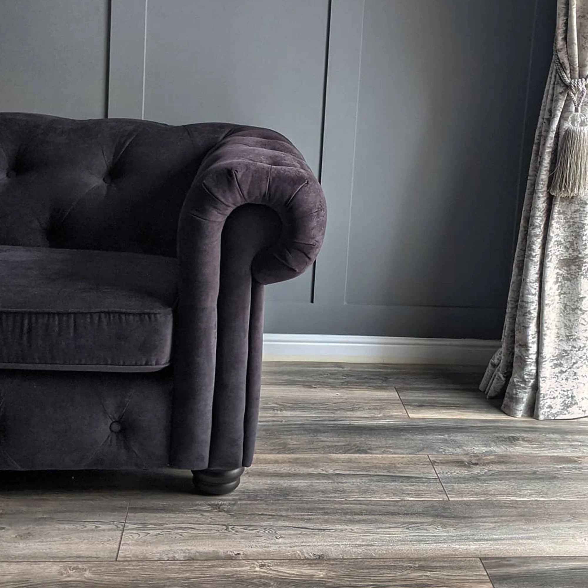 Harbour Grey Oak - Exquisite Plus 8mm Laminate Flooring - Image 4
