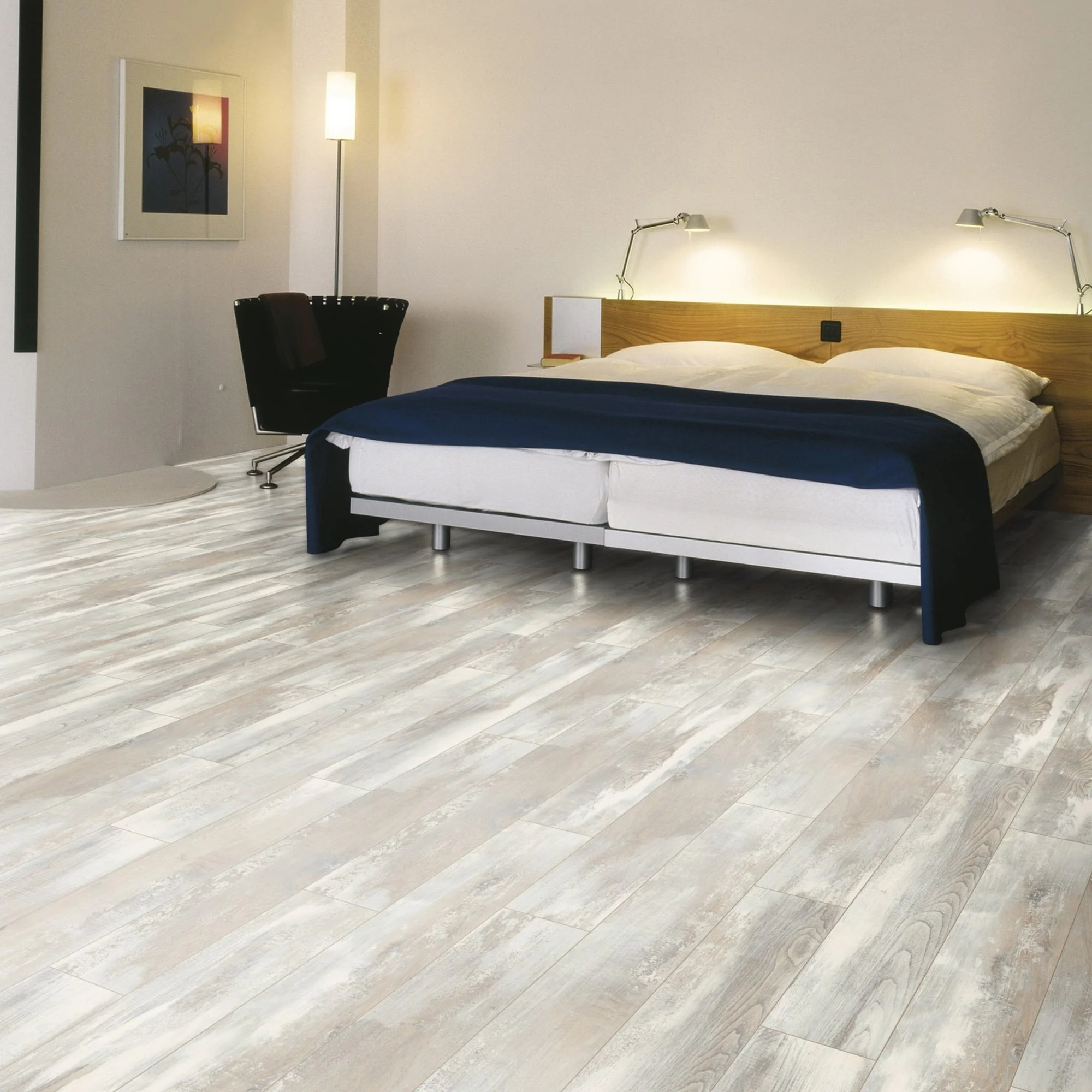 Hella Oak - Amazone 10mm Laminate Flooring - Image 4