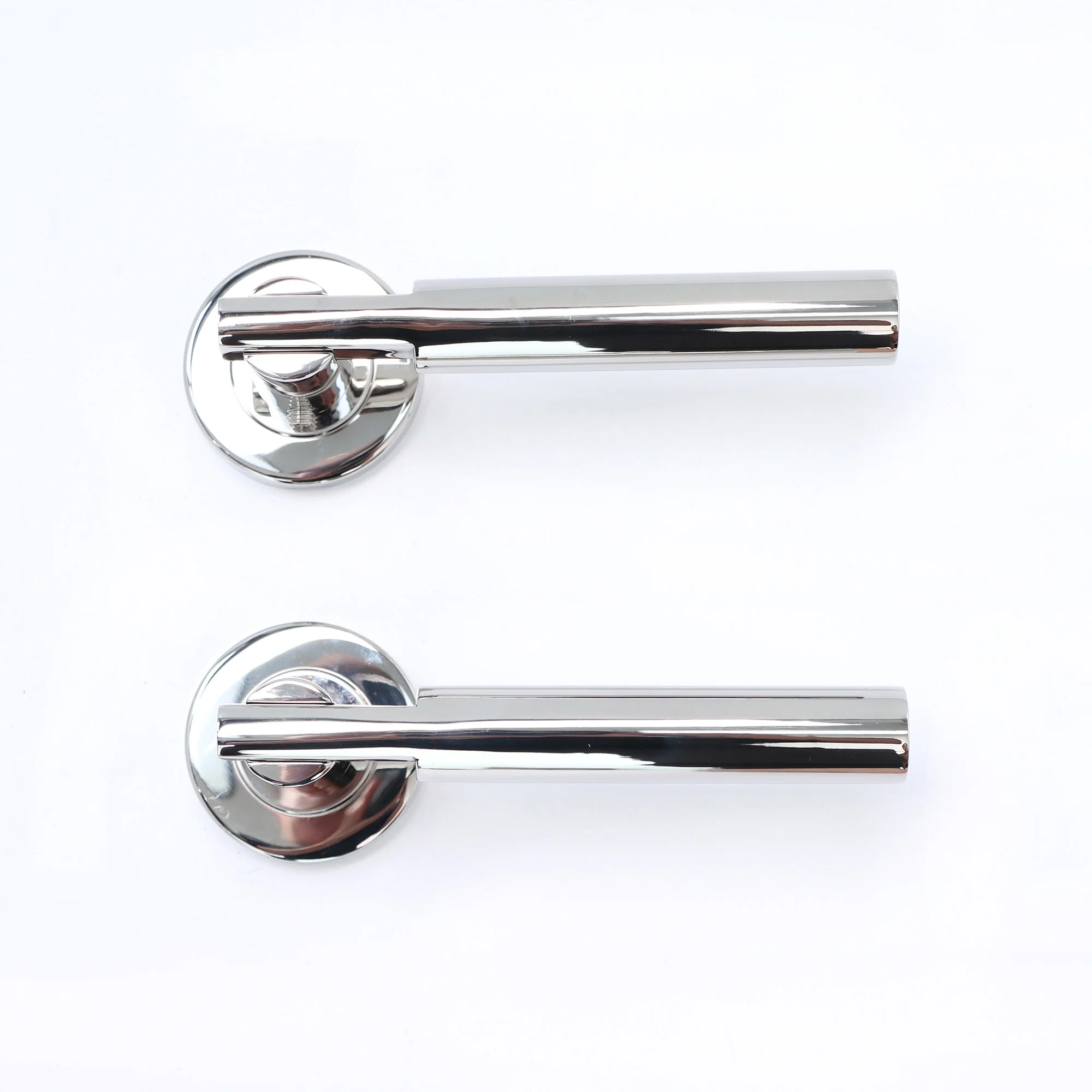 Superior Titan Lever on Round Rose Bathroom Handle Set - Polished Stainless Steel - Image 3