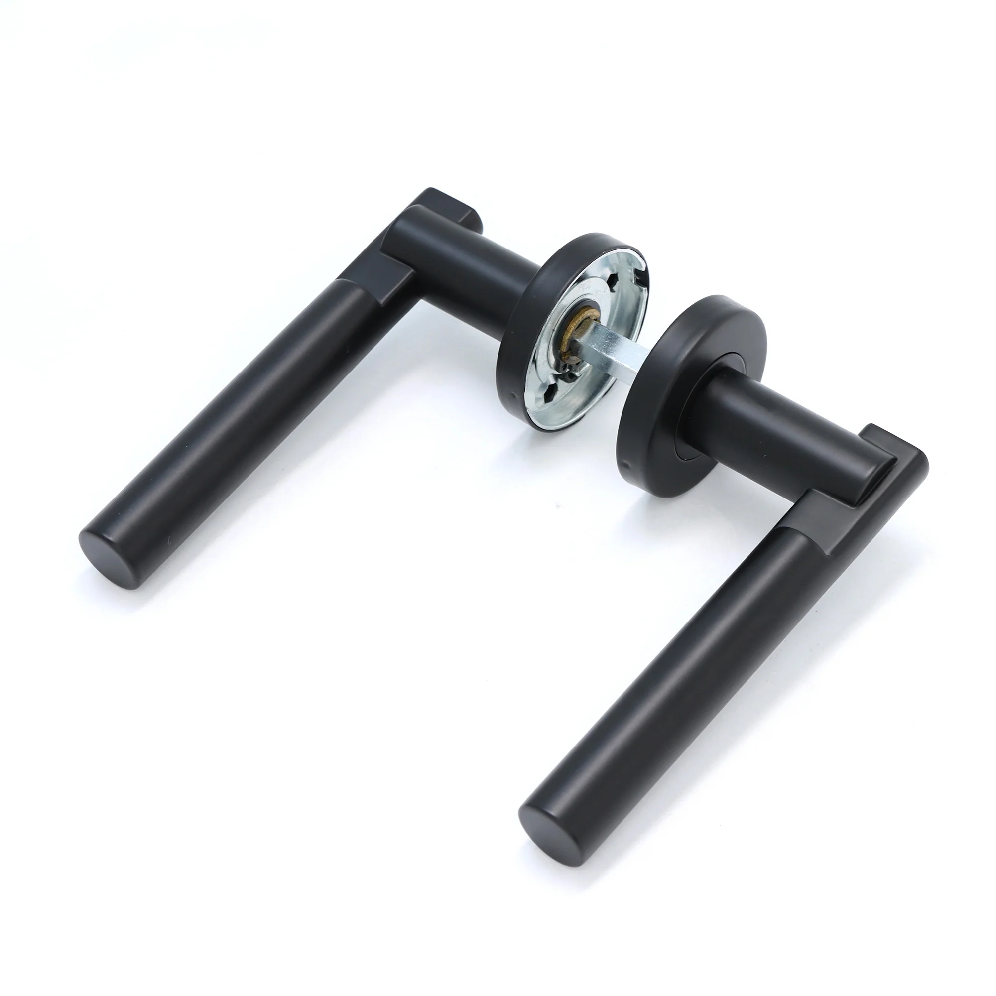 Superior Titan Lever on Round Rose Handle Set - Matt Black - Image 4