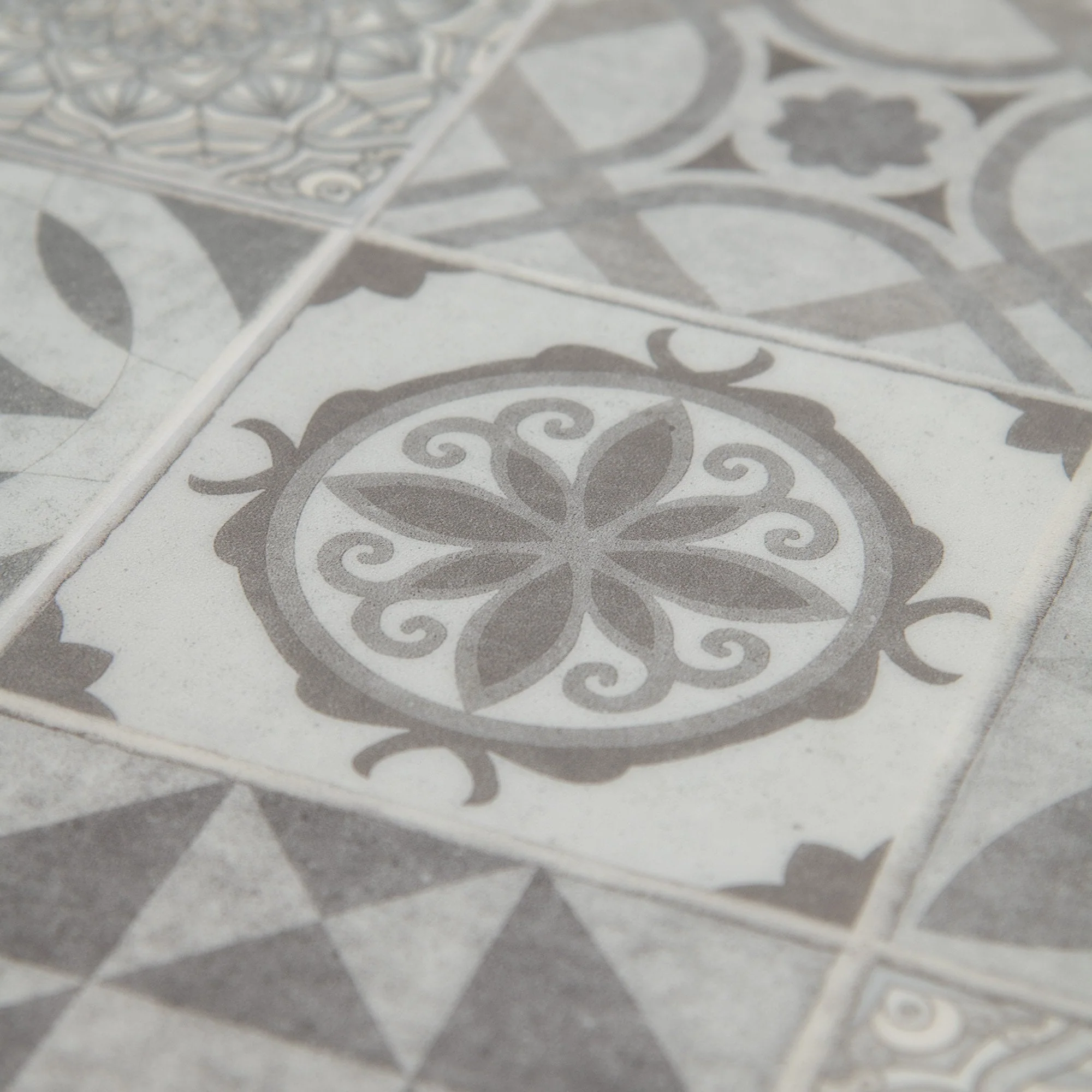 Aurora - Prime Plus 5mm Embossed Purecoat Rigid Core Vinyl Flooring - Image 5