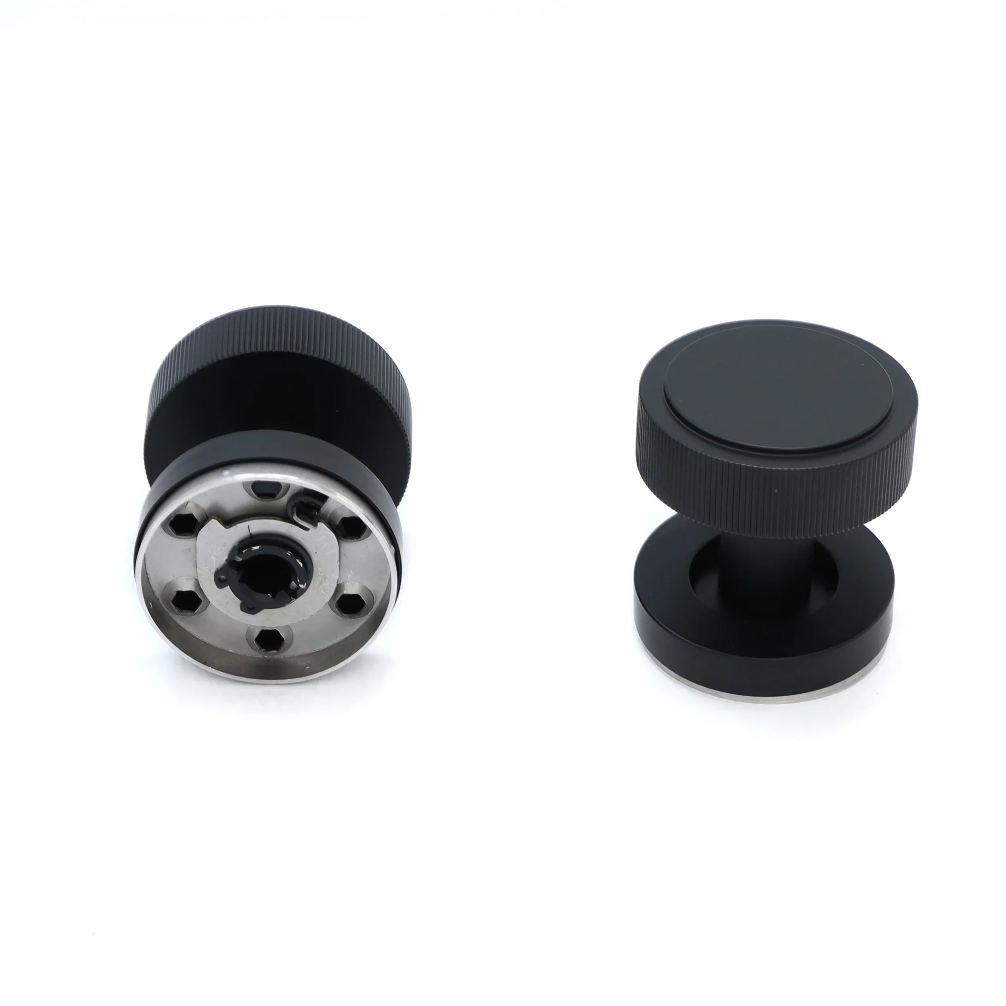 Fluted Round Rose Door Knob Set - Matt Black - Image 3