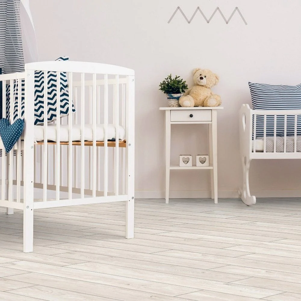 County Oak - Lustre 8mm High Gloss Laminate Flooring - Image 9