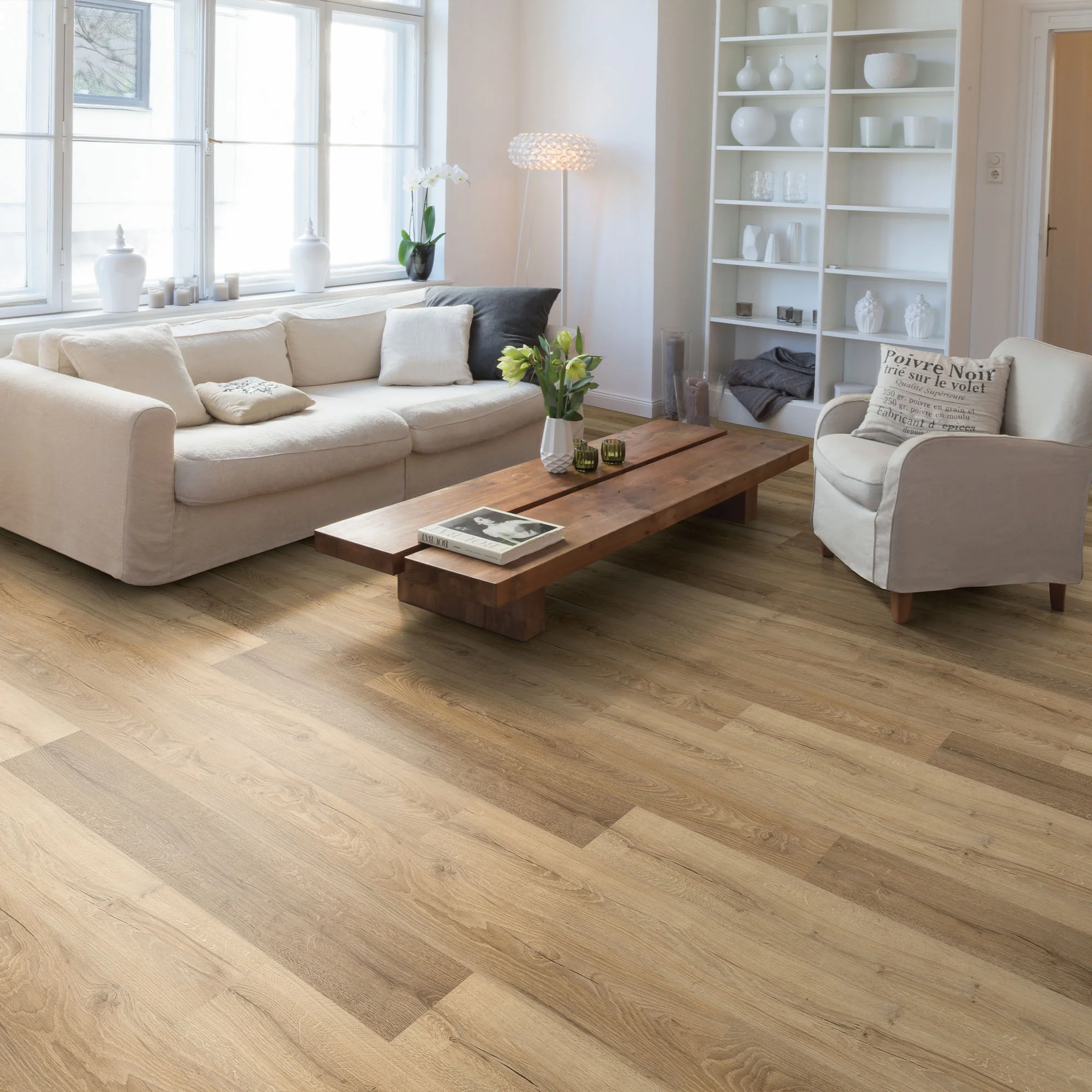 Pureland Oak - Wood Essence Water Resistant 8mm Laminate Flooring