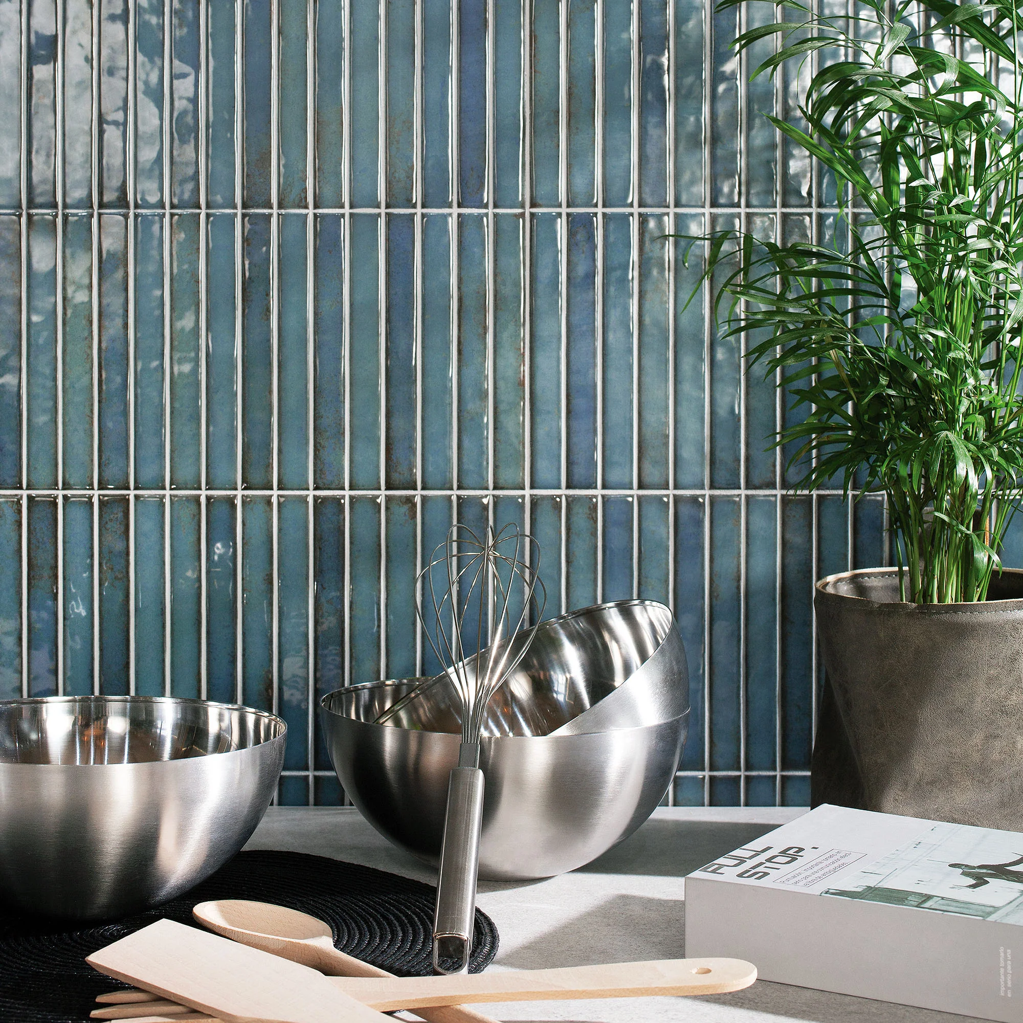 Turquoise - Elara 9.2mm Gloss Tile Sample (P13882) - Image 2